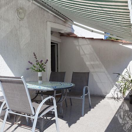 Apartment Pejnovic Малинска Екстериор снимка